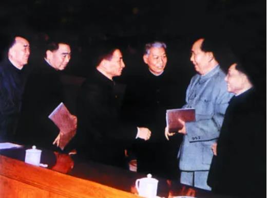 中共中央擴大的工作會議（史稱“七千人大會”）