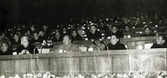 1962年毛澤東在擴大的中央工作會議上講話