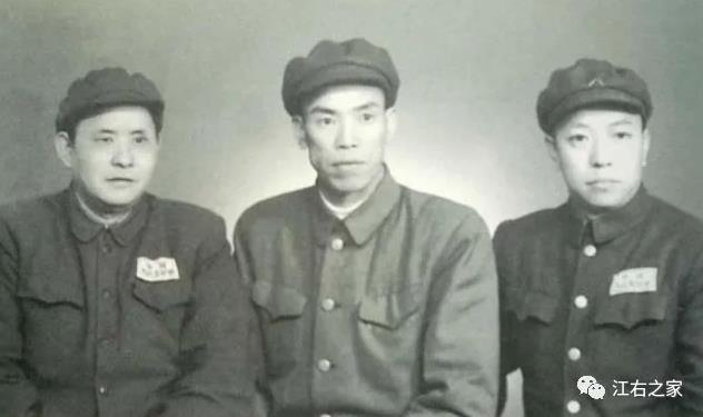 梁仁芥、梁興初、梁必業（叔侄孫）